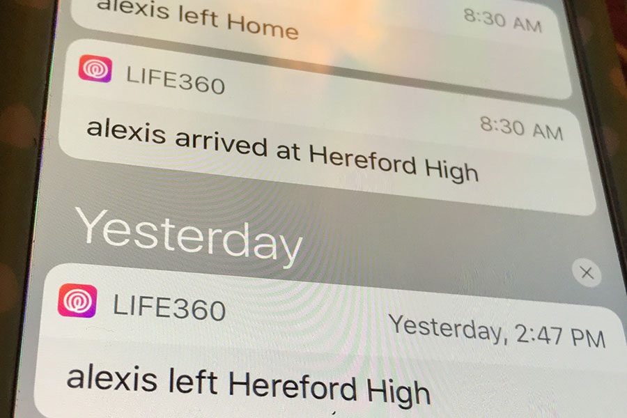 The notification pops up on parents phones. Their child arrived or left their destination.