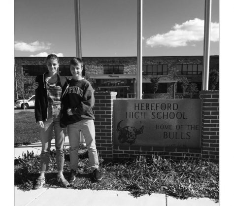 Sarah Gross (19) and her twin brother Simon Gross(19) enroll as juniors after moving from Germany. The siblings commented on the difference between German and American culture.