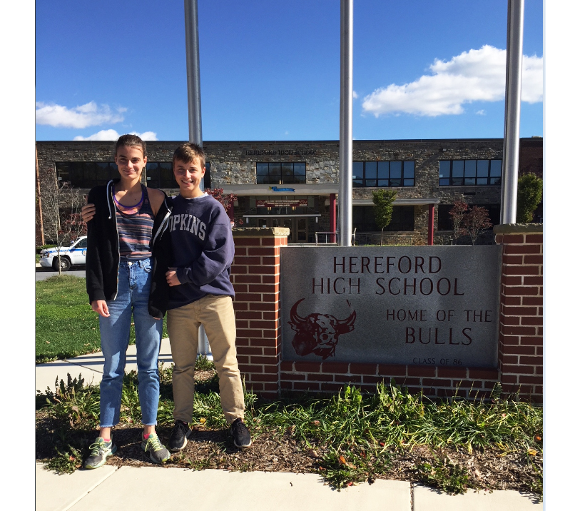 Sarah Gross (19) and her twin brother Simon Gross (19) enroll as juniors after moving from Germany. The siblings commented on the differences between German and American culture.