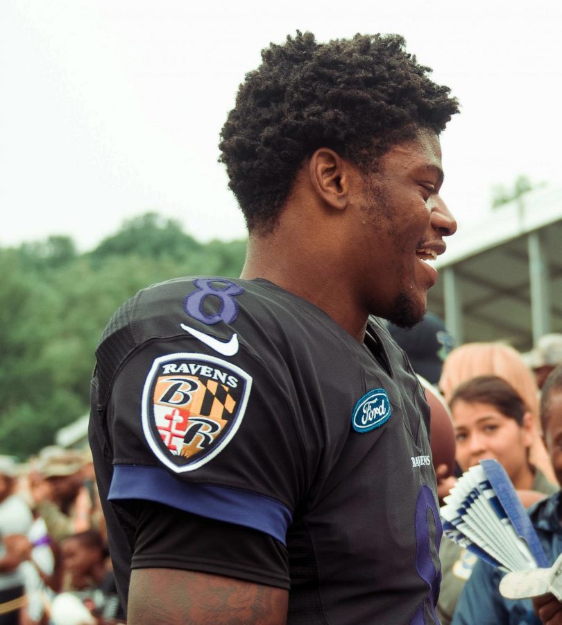 Lamar+Jackson+meets+with+fans+after+one+of+his+first+training+camps.+Jackson+was+the+last+pick+of+the+first+round+of+the+2018+NFL+Draft.